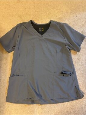 Clearance Gray V-Neck Medical Scrub Top